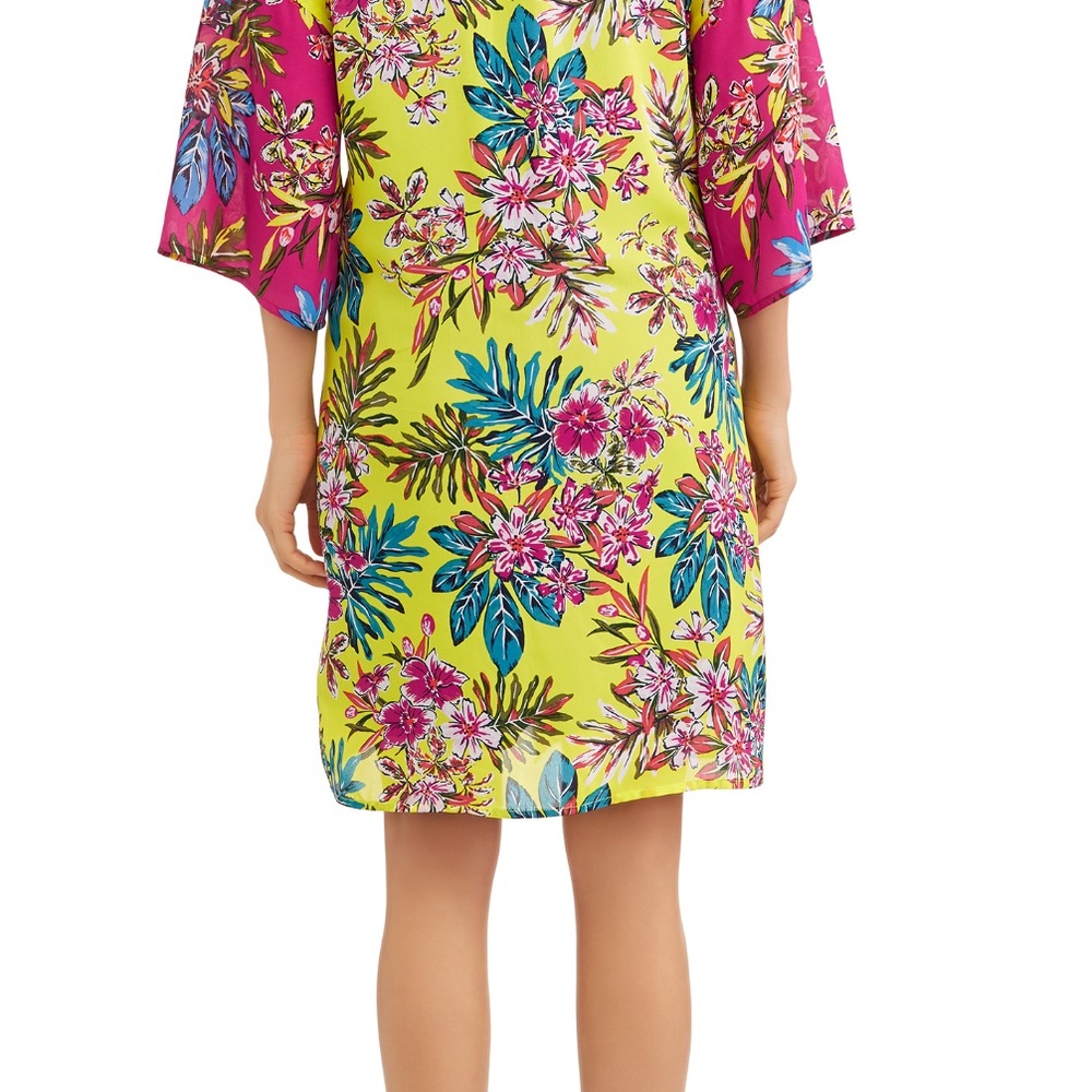 Time and Tru Vibrant Floral Kimono